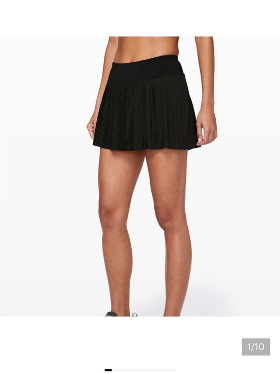 lululemon athletica Dresses & Skirts - lululemon athletica Blake pleat to street skirt II rare